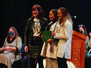 2 GW Nursing Students receiving DAISY Award