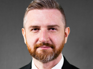 Miro Liwosz headshot