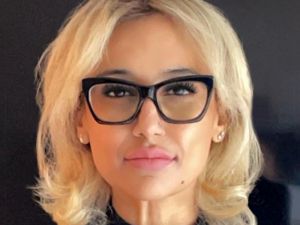 Sara Ali headshot