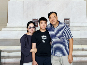 Juh Shin and family in front of Lincoln memorial