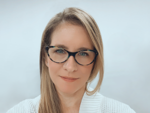 Samantha Roche, headshot