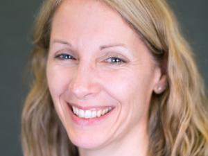 Janice Ouellette headshot