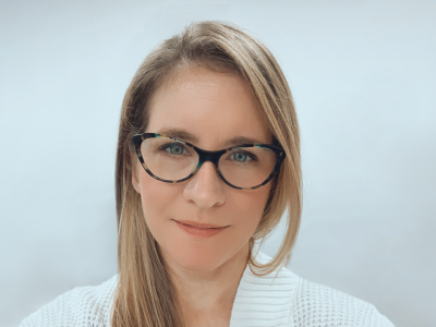 Samantha Roche, headshot