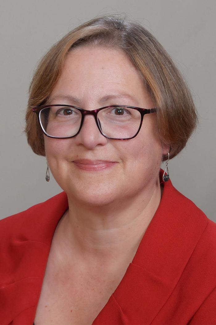 Christine Pintz headshot