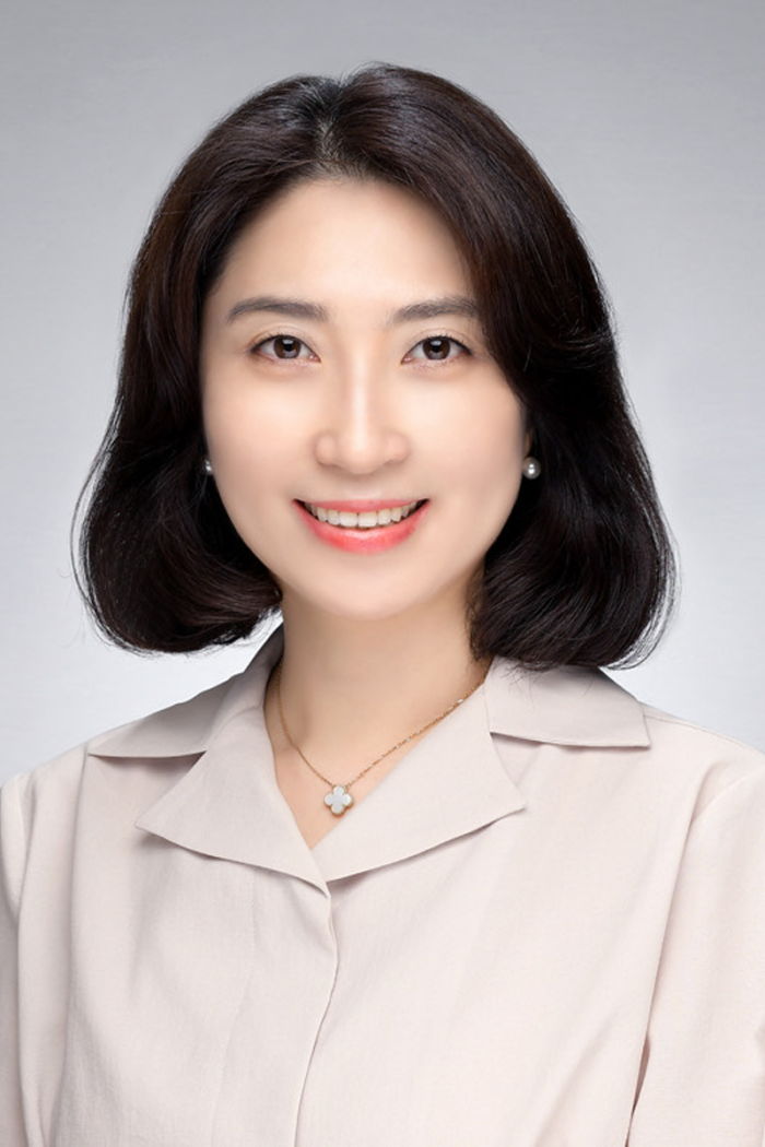 Hee Jun Kim headshot