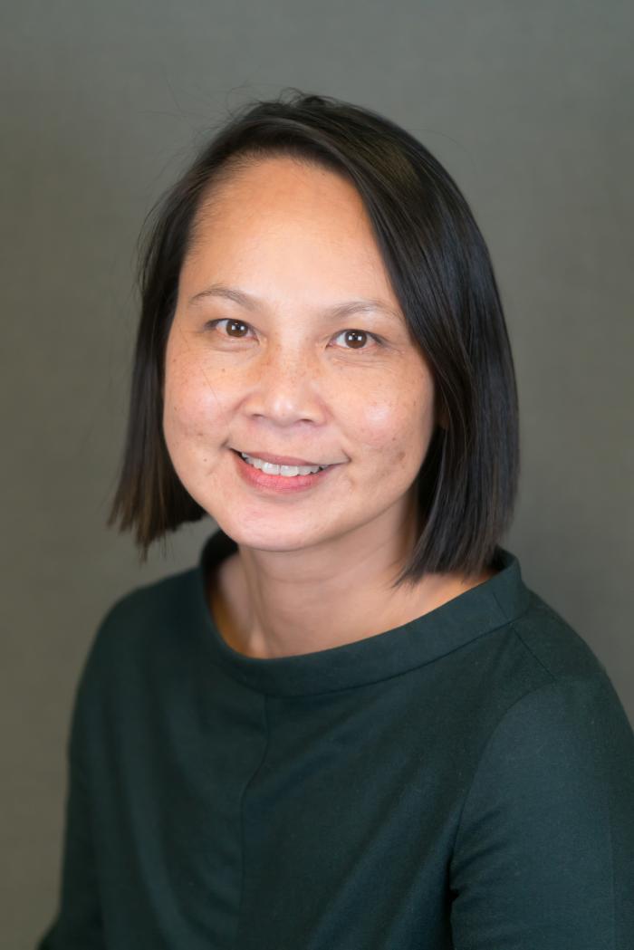 Tina Le headshot
