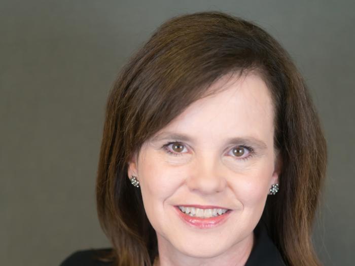 Karen Whitt headshot